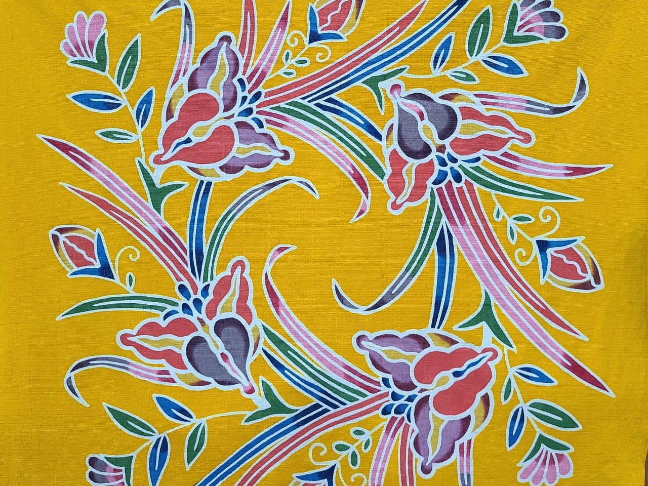 自然と伝統工芸が生む彩